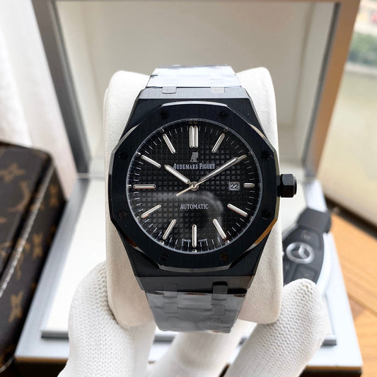 Audemars Piguet Royal Oak 15400 Black Dial